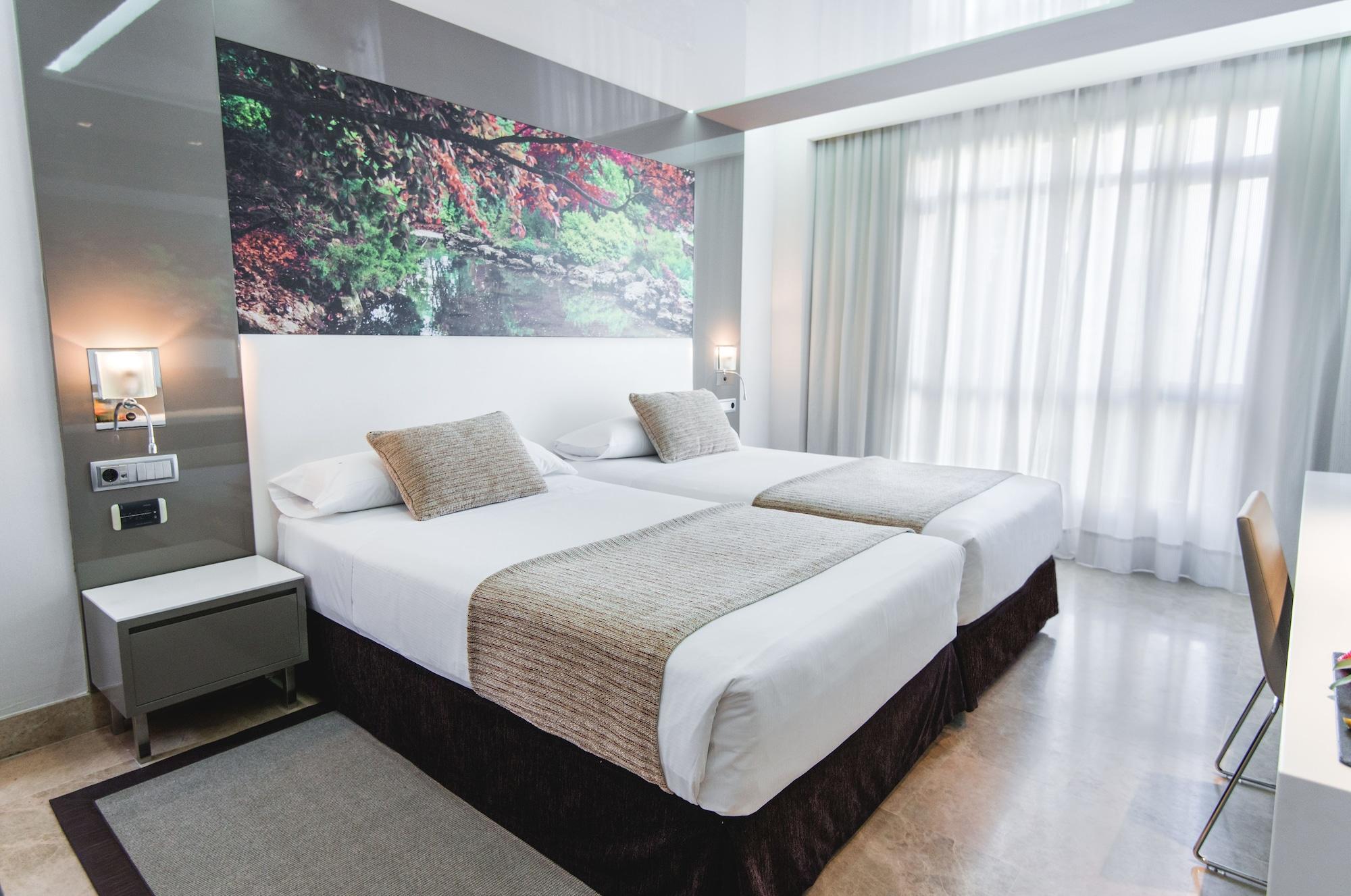 วีพี เอล มาโดรโน Hotel มาดริด ภายนอก รูปภาพ