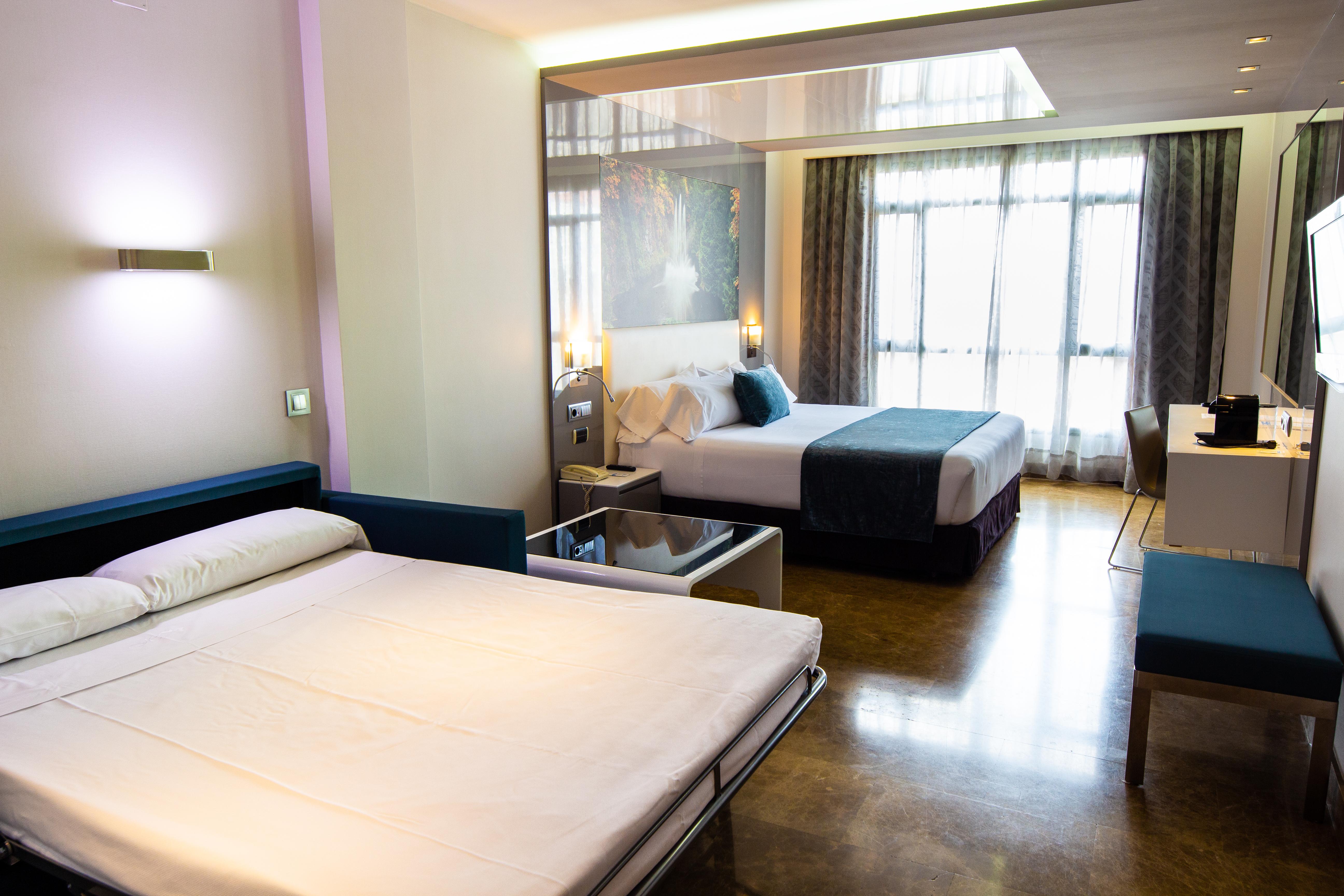 วีพี เอล มาโดรโน Hotel มาดริด ภายนอก รูปภาพ
